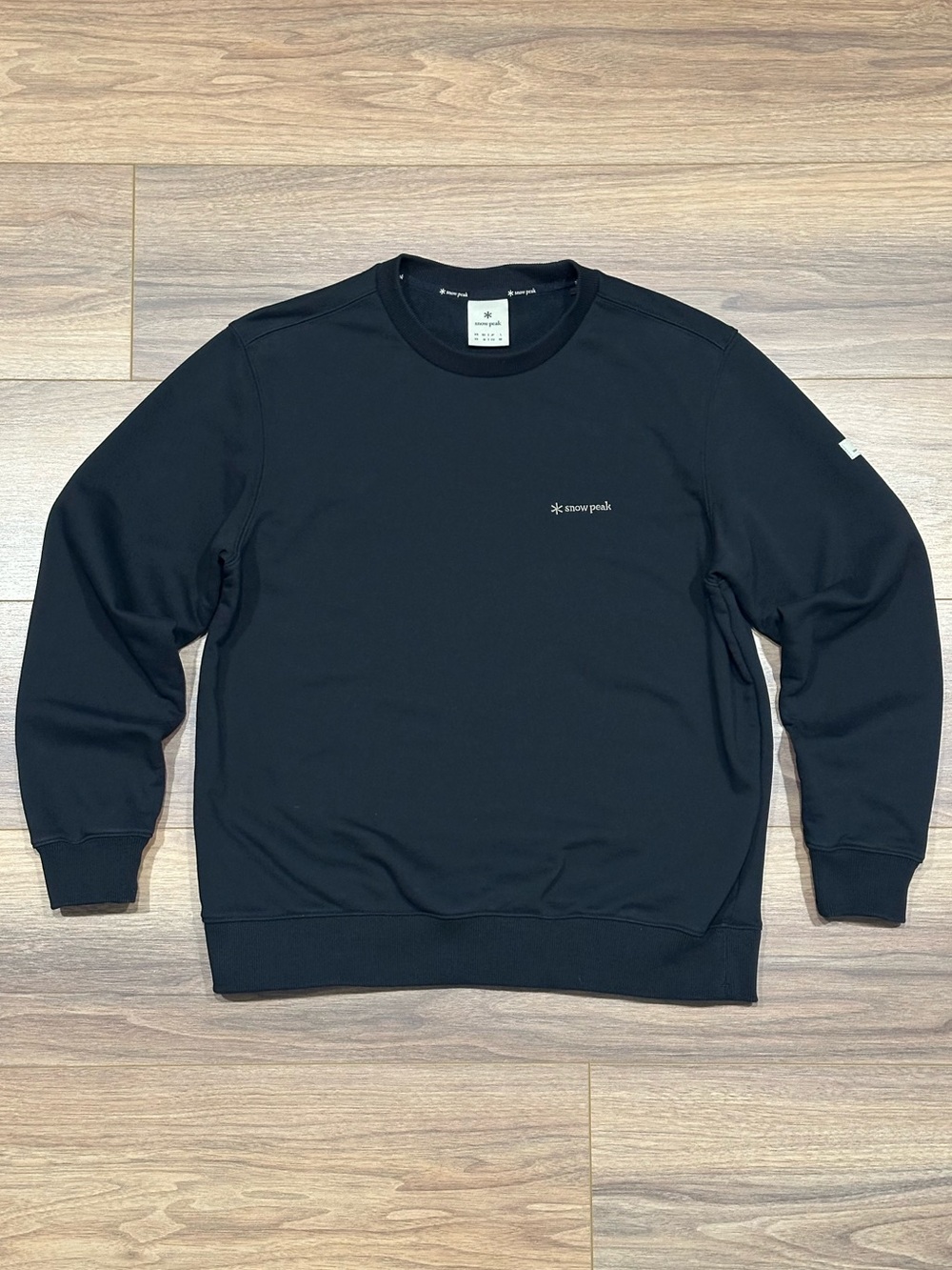 Snow Peak Land Essential Sweatshirt Crewneck Sweater in Black Size Medium